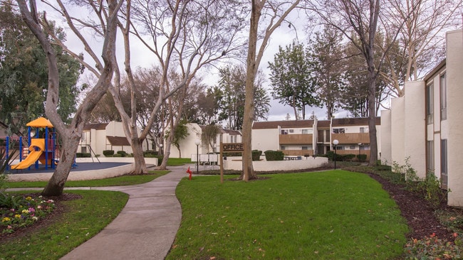 Lawrence Road Apartments