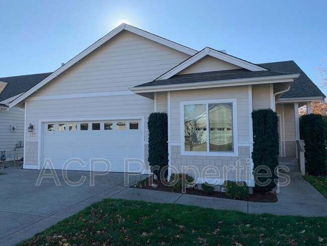 Building Photo - 627 Darby Dr Rental