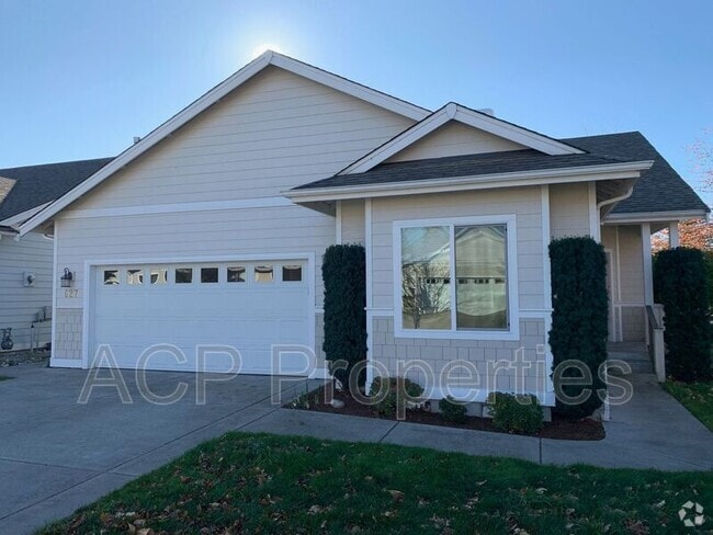 Building Photo - 627 Darby Dr Rental
