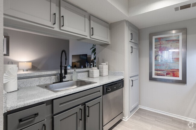 Building Photo - Post Oak Place Rental