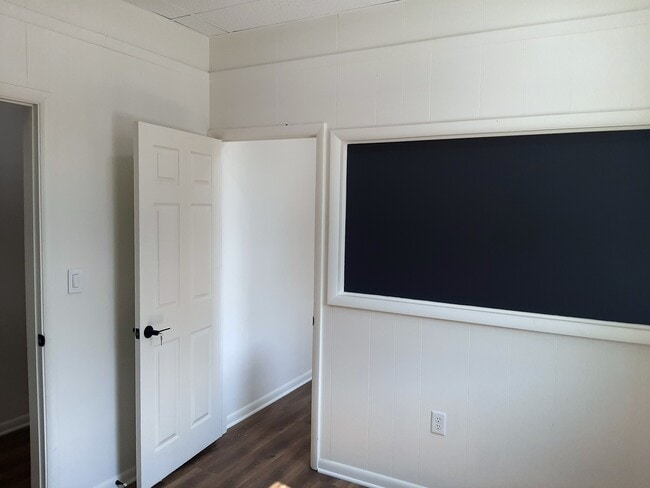 Photo - 19 W Washington St Apt 3