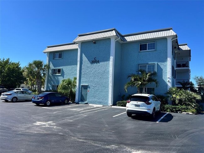 Photo - 3004 NE 5th Terrace Unidad 201C