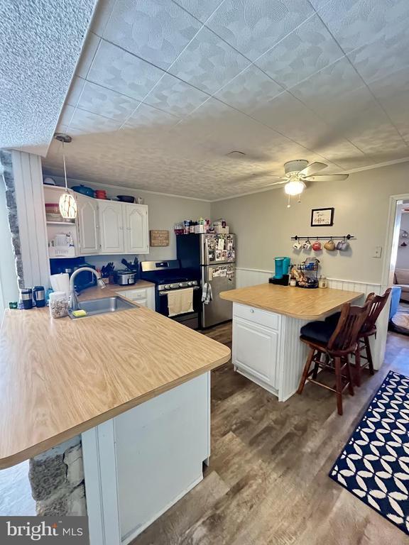 Photo - 125 Maple St