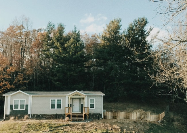 Photo - 530 Marion Cornett