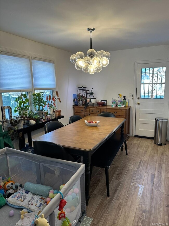 Photo - 615 Bronx River Rd