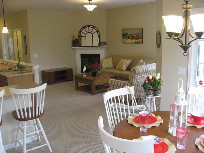 Photo - Cottage Grove Townhomes
