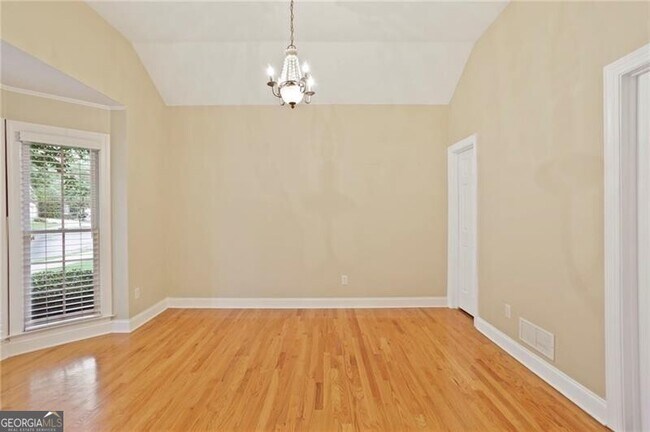 Photo - 4962 Village Terrace Dr