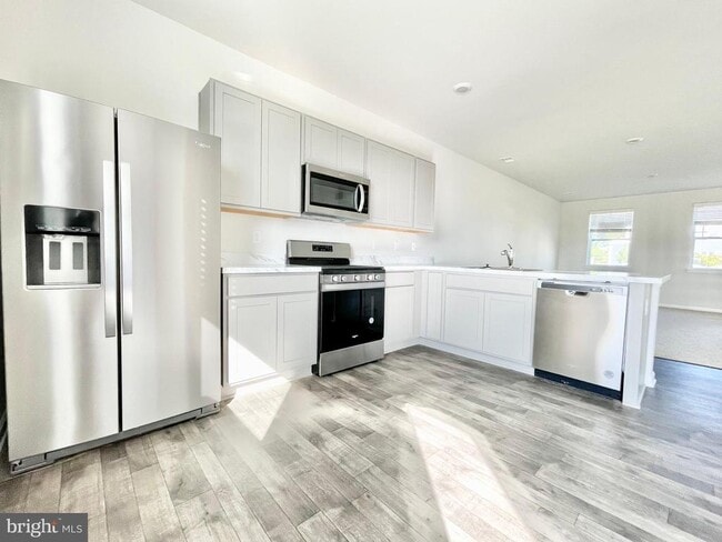 Photo - 522 Ridgely Blvd