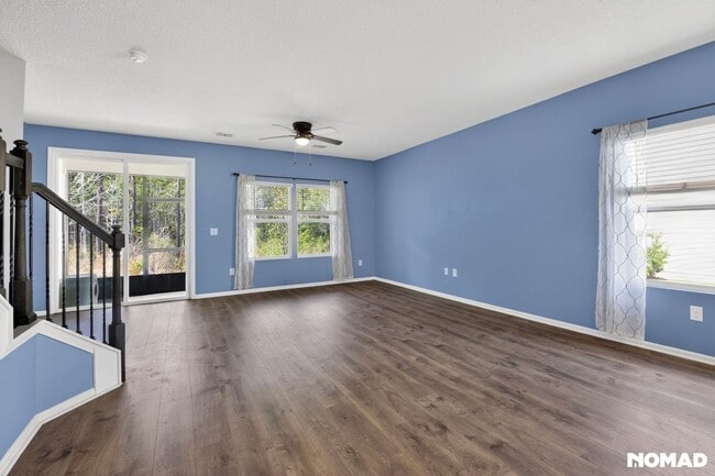 Photo - 519 Coastline Wy