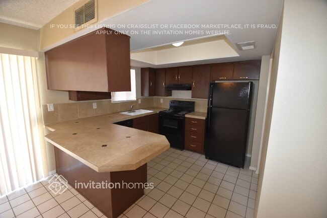Photo - 3115 W Becker Ln
