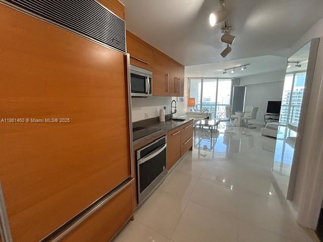 Building Photo - 475 Brickell Ave Unit 5108 Rental