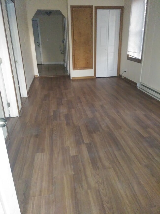 Photo - Cozy 2 Bedroom House - No Gas Bill