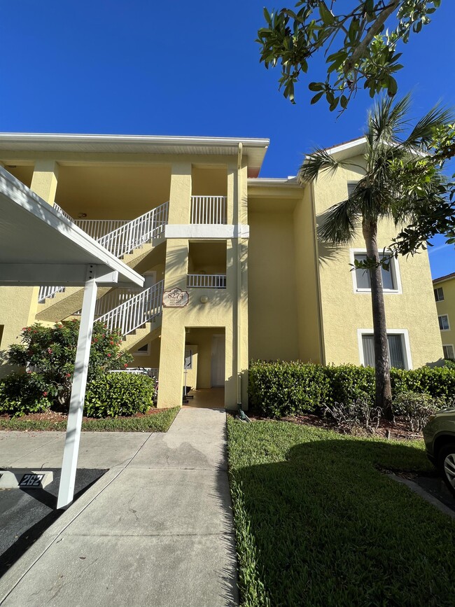 Photo - 8274 Key Royal Cir Townhome