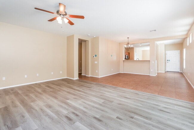 Photo - 526 W Calle Sombra Linda