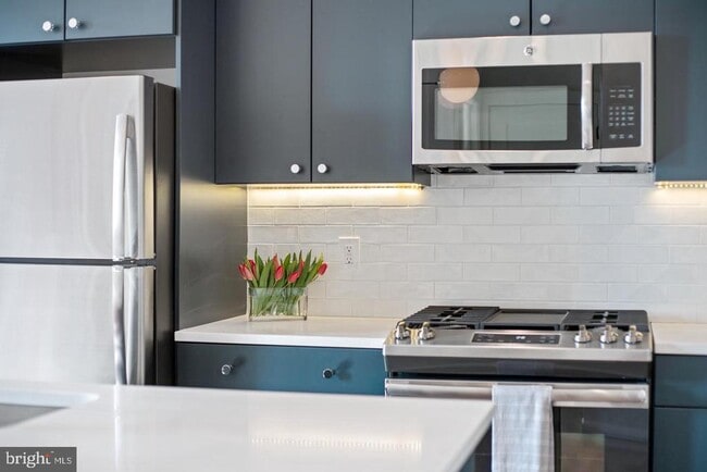 Photo - 1822 N Front St Unit 13