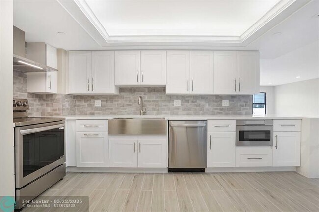 Photo - 3200 Port Royale Dr N Condo Unit 705