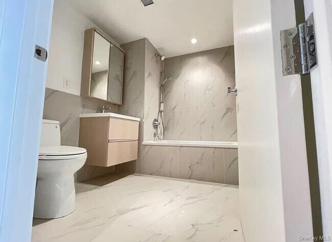 Photo - 567 Ocean Ave Unidad A307