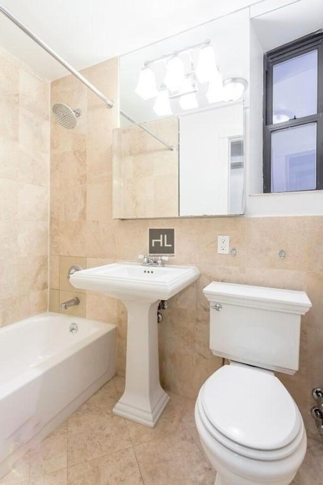 Photo - East 9th Street Unit 10