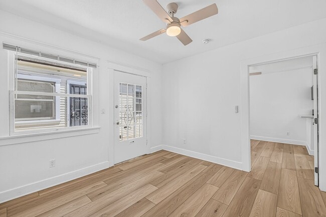 525-537 Chestnut Avenue