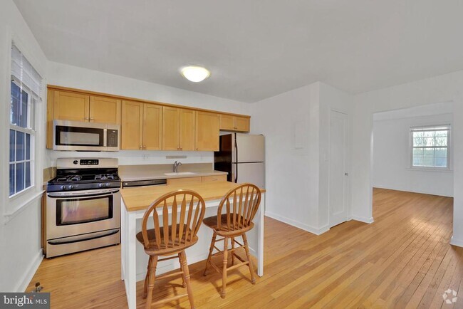 Building Photo - 2221 Washington Ave Unit 301 Rental