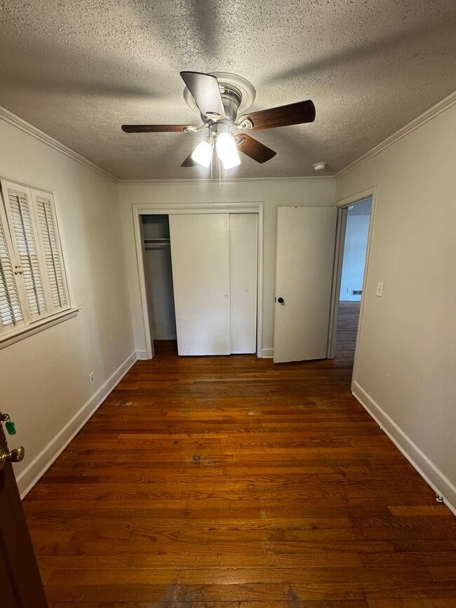 Photo - 416 Stroud Rd