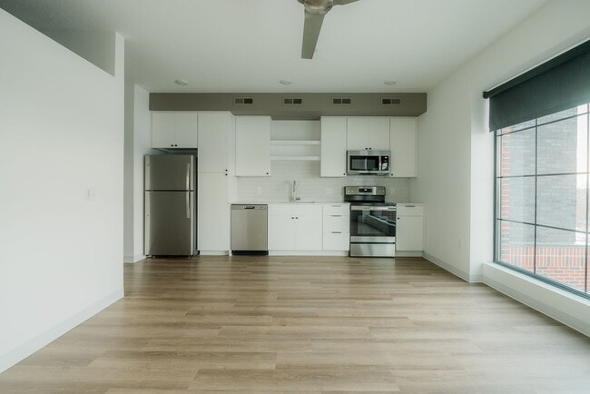 Photo - Reserve At Jordan Creek