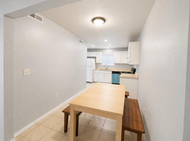 Photo - 8199 NW 23rd St