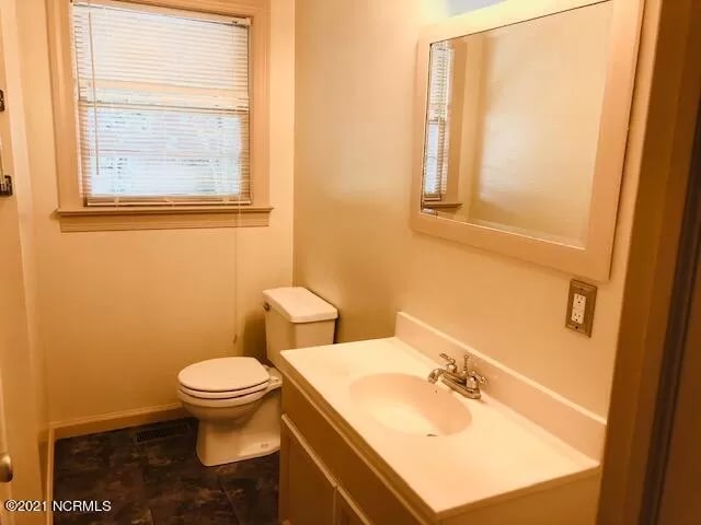 Photo - 208 SW 1st St