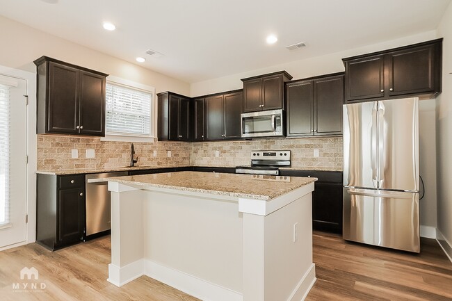 Photo - 1419 Feldspar Ct
