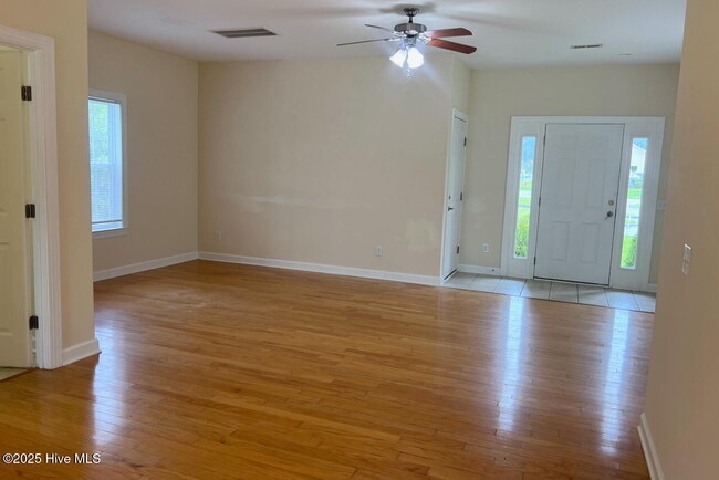 Photo - 1032 Lake Norman Ln