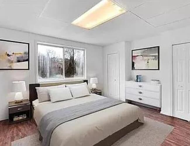 Photo - 4229 Haldane St