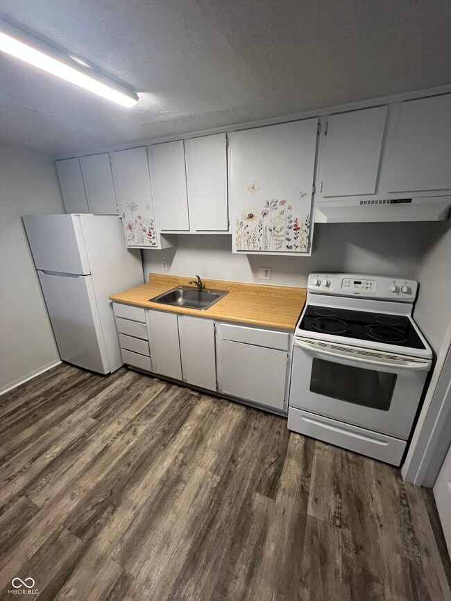 Photo - 2000 Indianapolis Rd Unidad 104