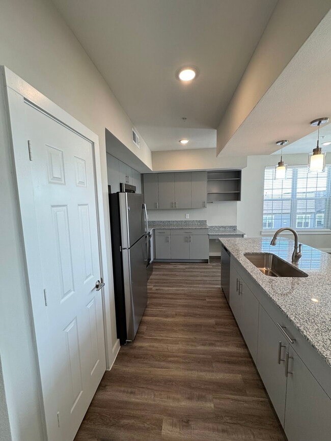 Photo - 5000 Overboard Cv Unidad 12301