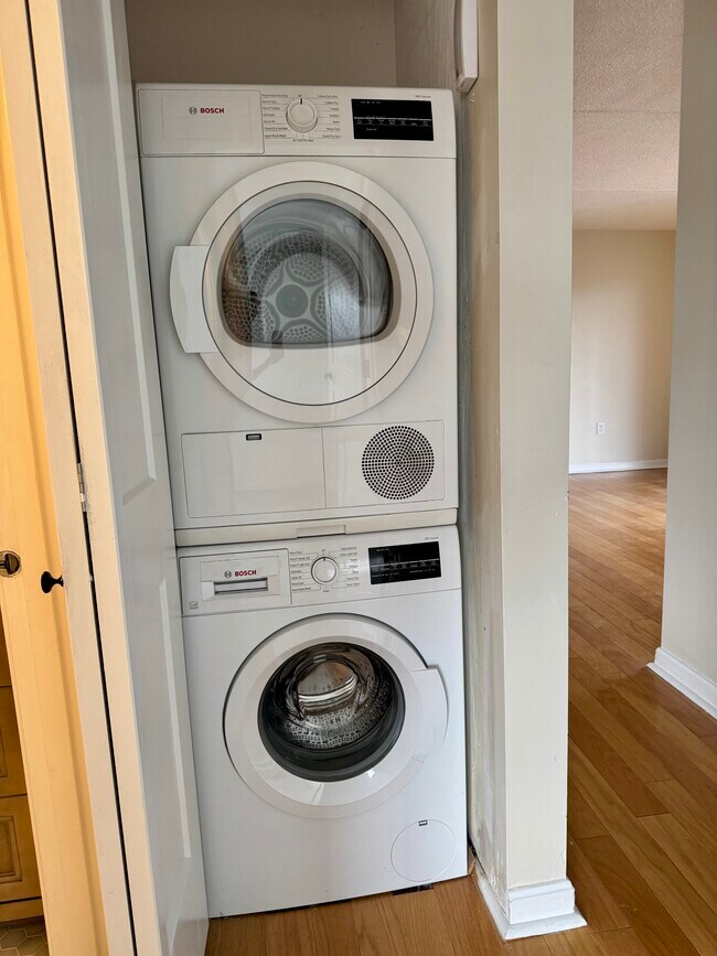 Photo - 100 High St Unit #601