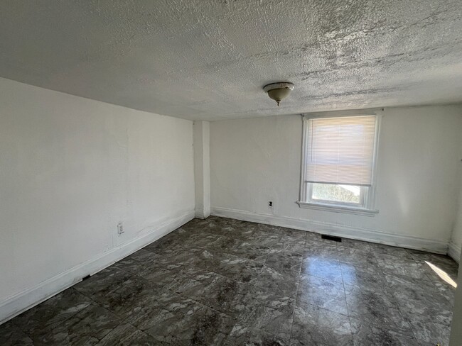 Photo - Spacious 4-Bed Cincinnati Home with Huge Yard, Attic & Basement | Newly Renovated