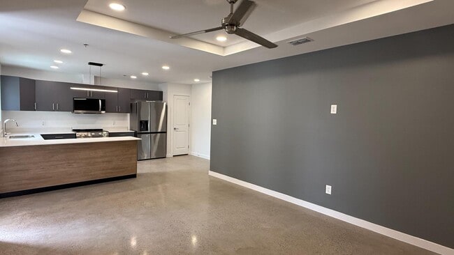 Photo - 601 Sapphire Ave