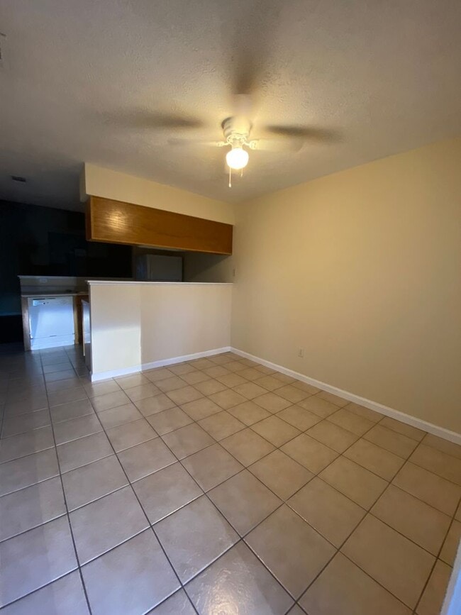 Photo - 2 Bdr/2bath townhome, great location!