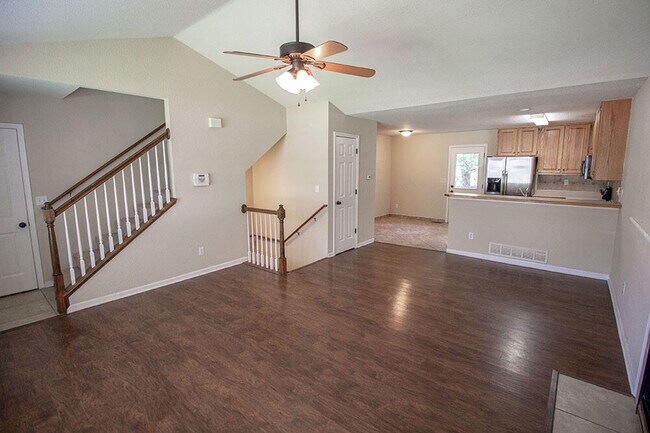 Photo - 1329 Valley Creek Ln