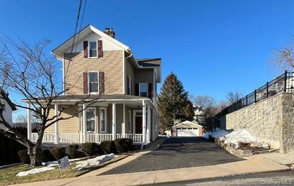 Building Photo - 19 Hudson Terrace Unit 2nd floor (walkup)