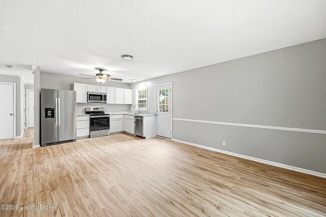 Photo - 6900 Heavrin Ave