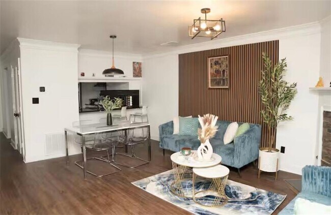 Photo - 144 Willow Stream Ct