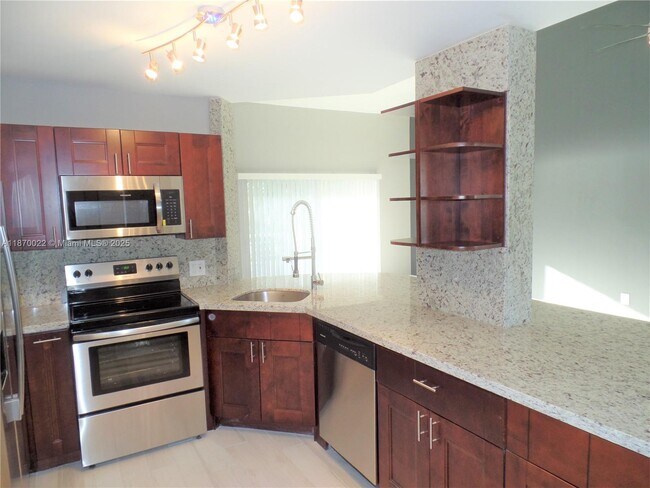 Photo - 3417 NW 44th St Unit 201