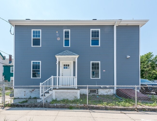 Building Photo - 31 Duncan St Unit #1 Rental