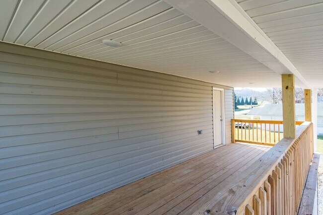 Photo - 1611 Chinquapin Grove Rd