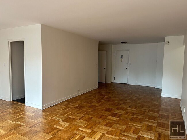 Building Photo - Fourth Avenue Rental