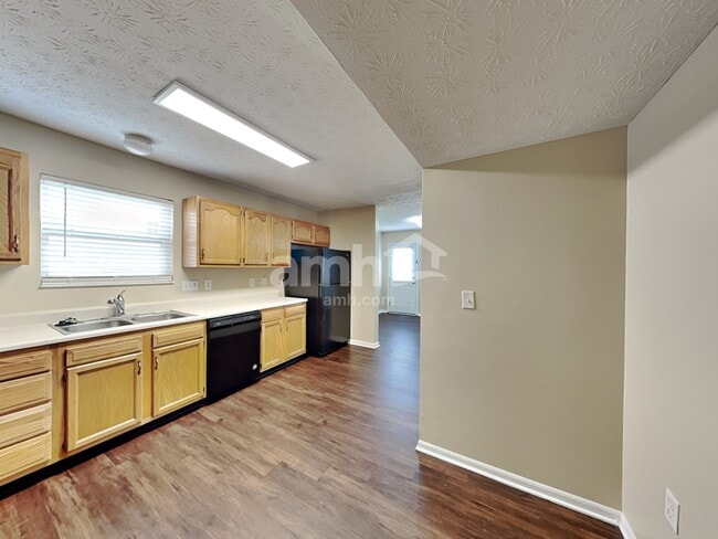 Photo - 918 Kreider Ct