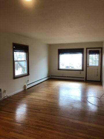 Photo - 1335 W Main St