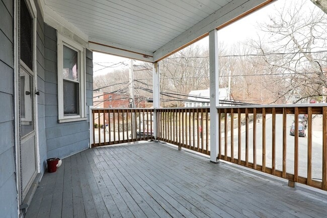 Photo - 346 Faneuil St Unidad 2