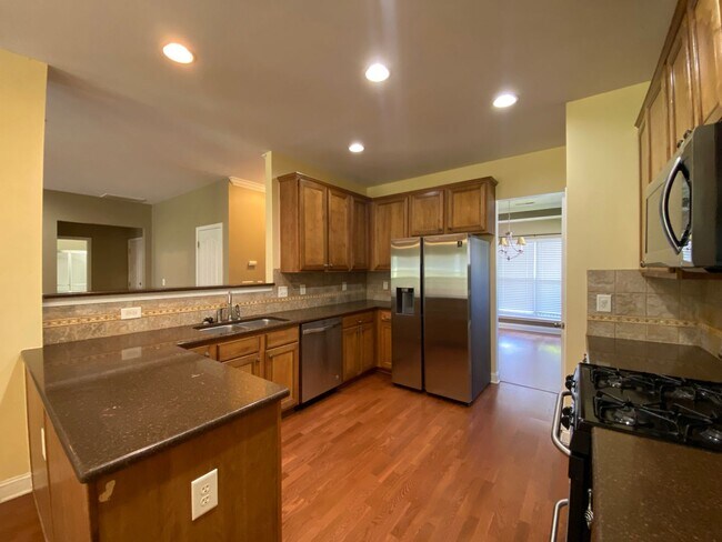 Photo - 115 N Field Dr