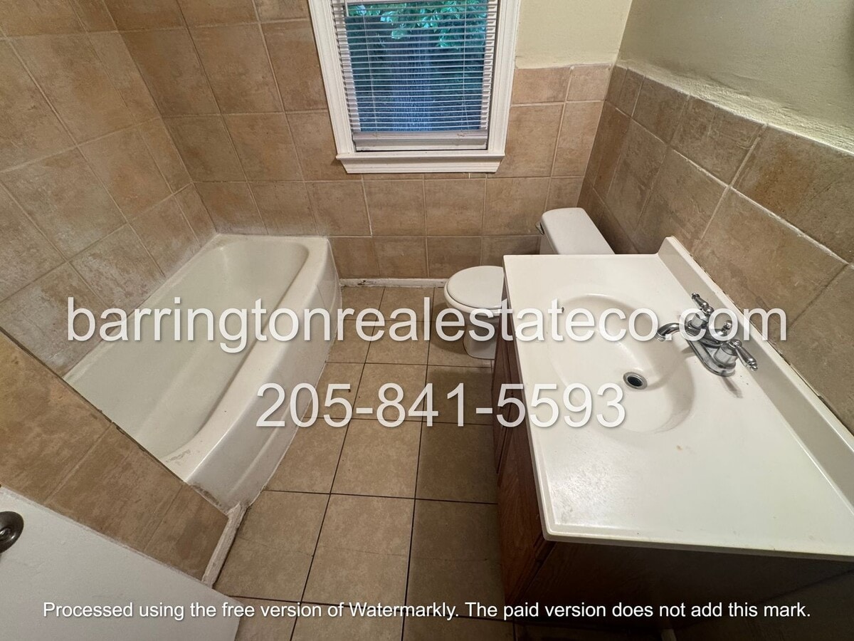 Photo - 32 Wilkes Cir